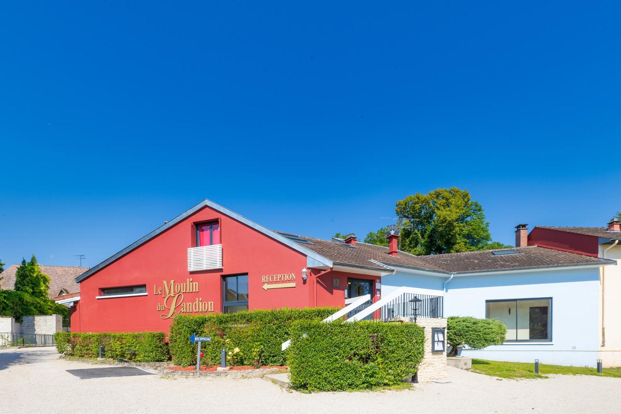 Le Moulin Du Landion Hotel Et Spa Dolancourt Exteriör bild