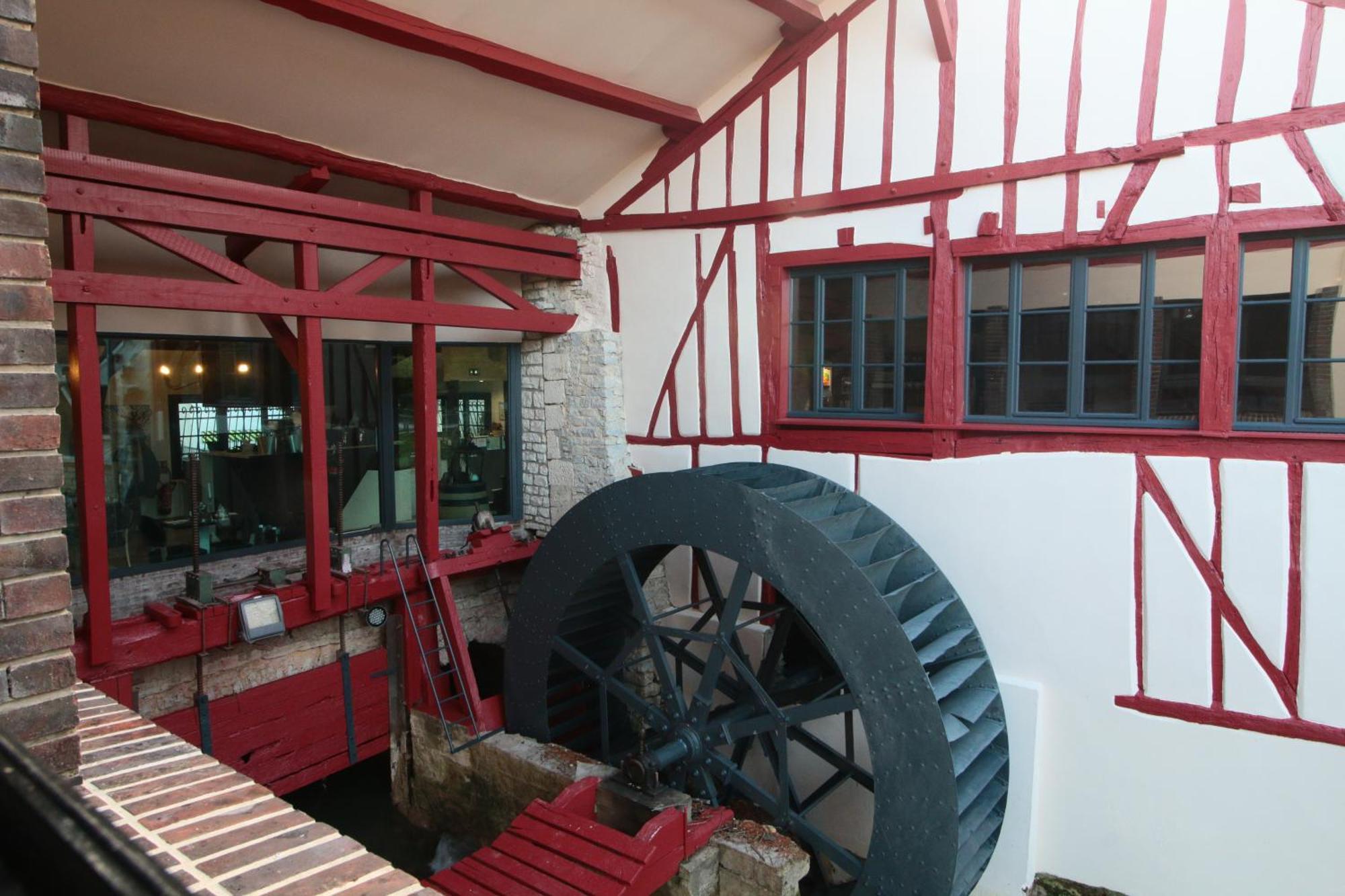 Le Moulin Du Landion Hotel Et Spa Dolancourt Exteriör bild