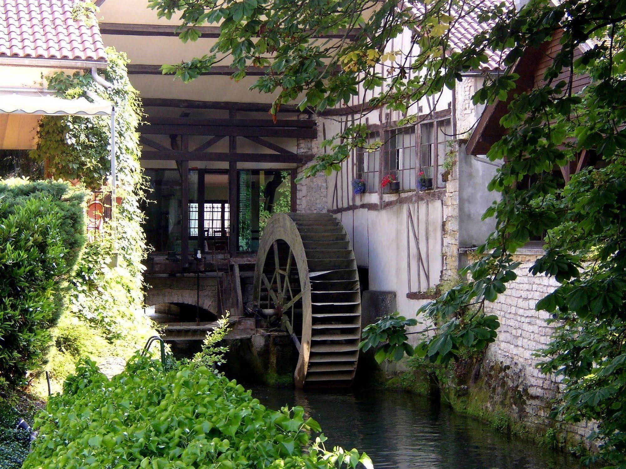 Le Moulin Du Landion Hotel Et Spa Dolancourt Exteriör bild